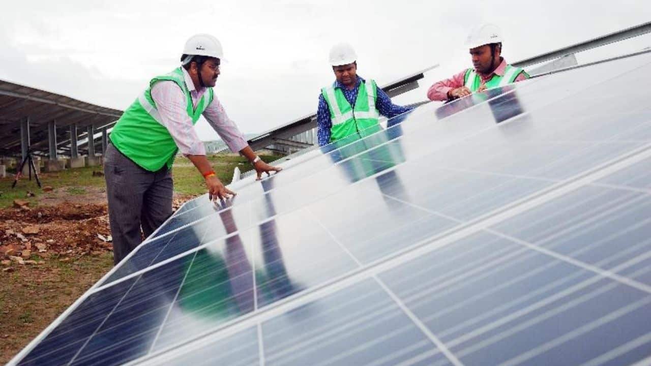 Alpex Solar Limited shares jumped 11 percent