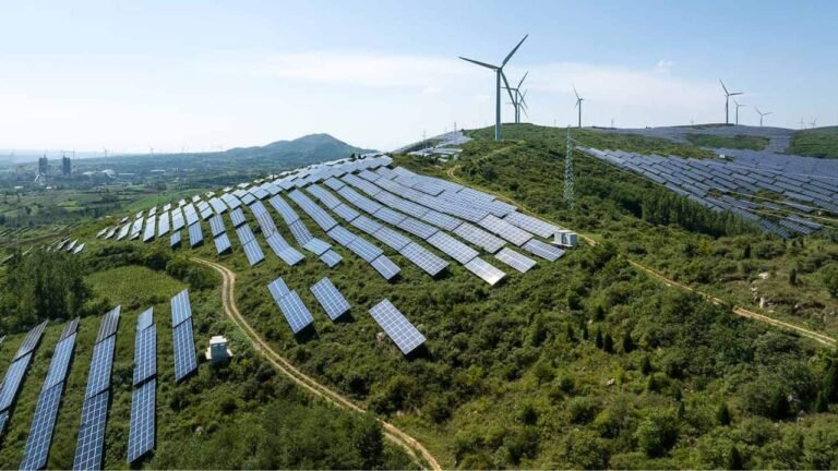 China becomes solar and wind superpower